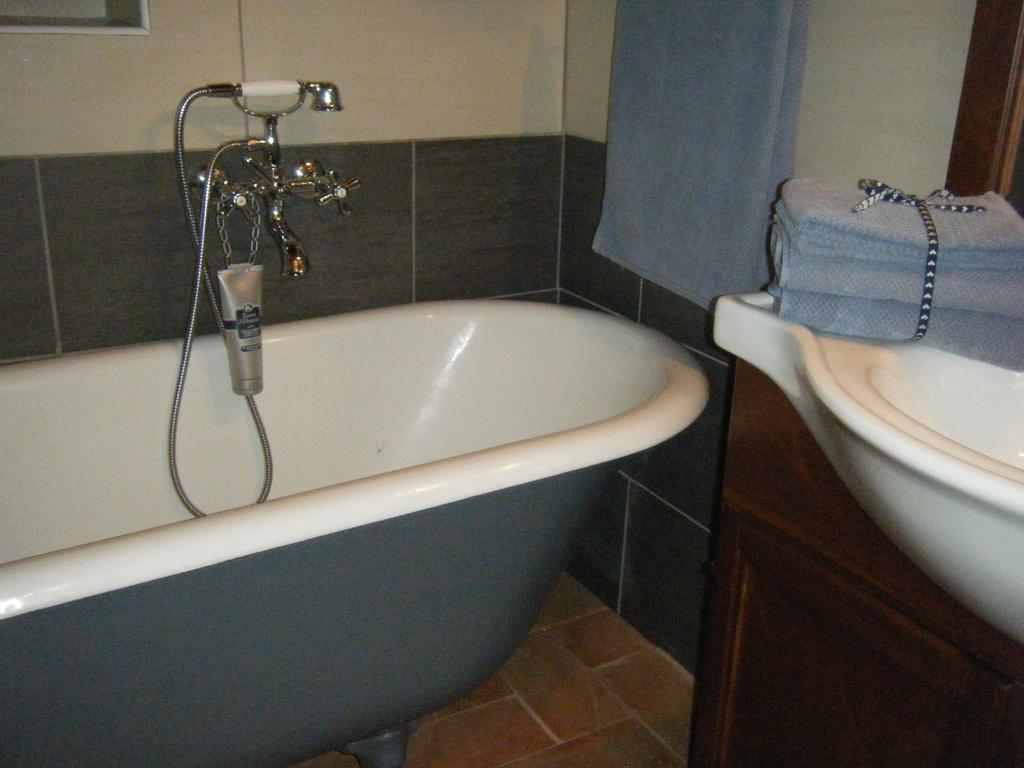 B&B Il Salice Veruno 部屋 写真